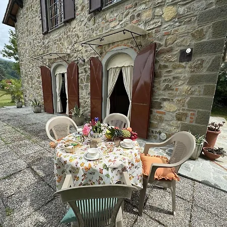 Picturesque Stone House With Private Garden *