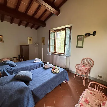 Picturesque Stone House With Private Garden بيت للعطل *